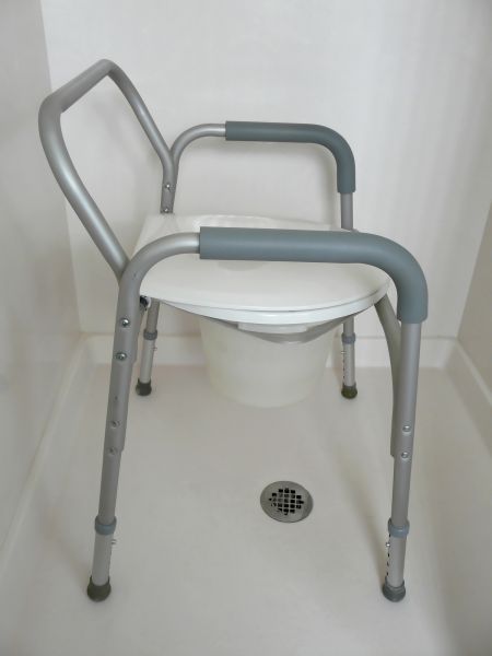 Commode Installation in Mason
