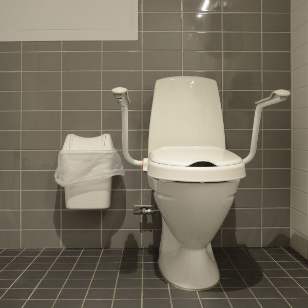 Commercial Toilet Repair in Mason